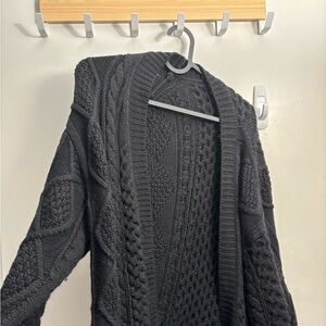 NEW ARITZIA SUNDAY BEST BLACK CARDIGAN